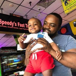 Meet your Posher, Aaron